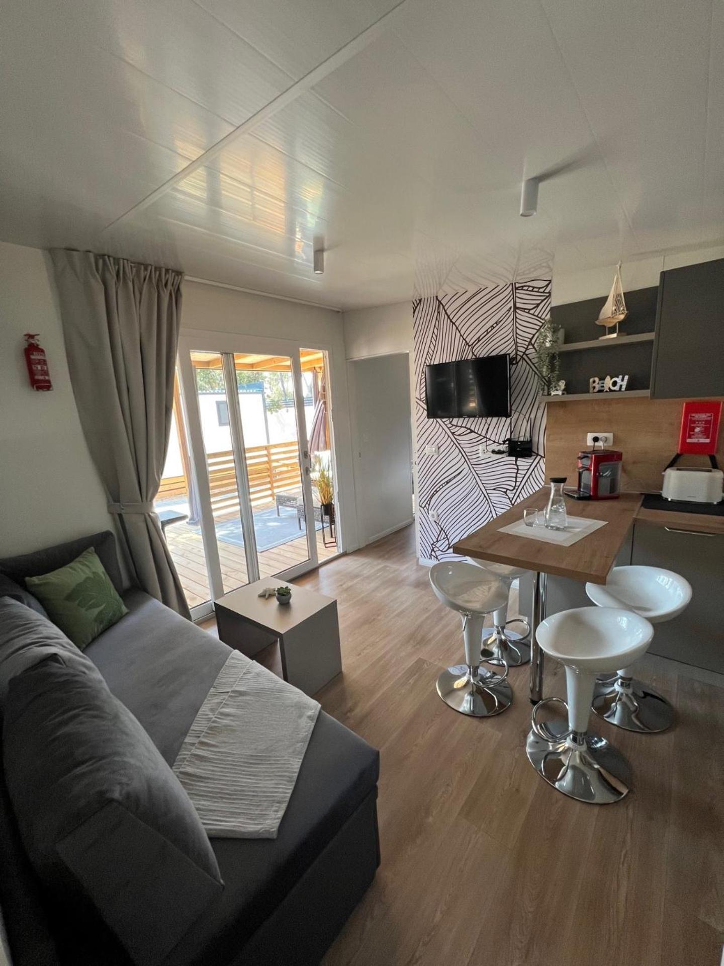 Mobile Home La Vida Biograd Na Moru Exterior foto